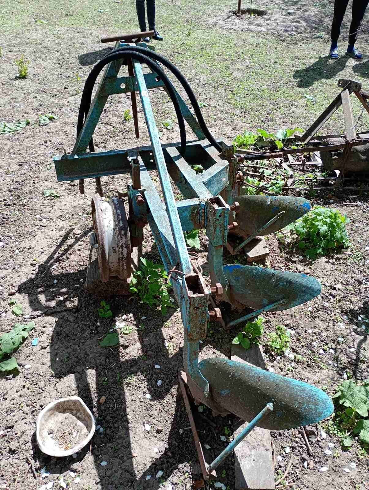 Продам культіватор 2 борони