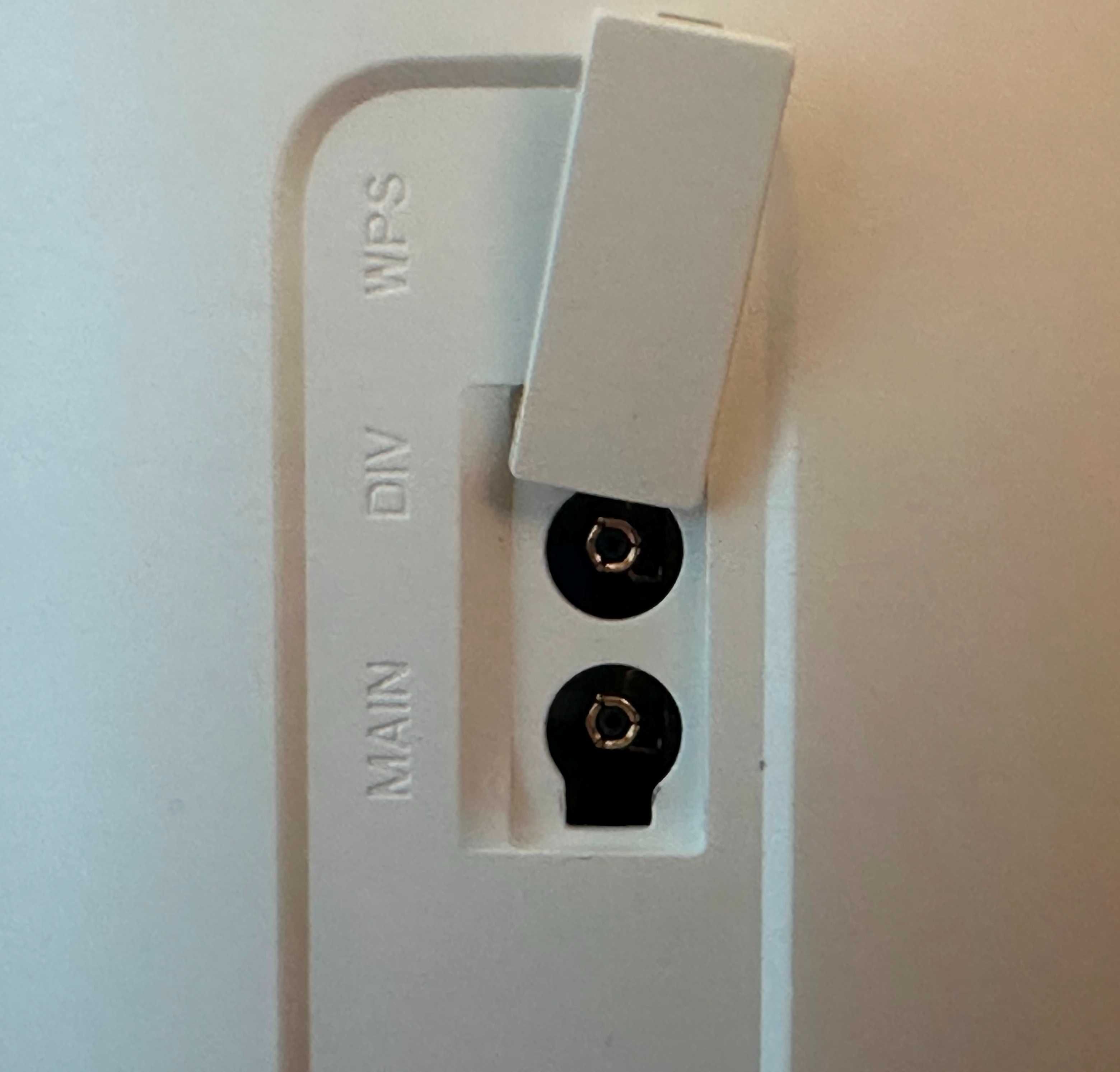 Stacjonarny Router ALCATEL LinkHub LTE cat7 HH71V1 na kartę sim