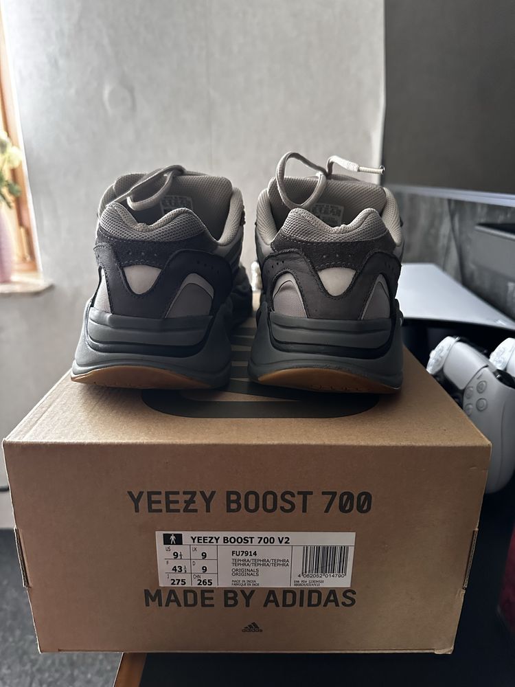 Adidas Yeezy 700 Tephra 43,5