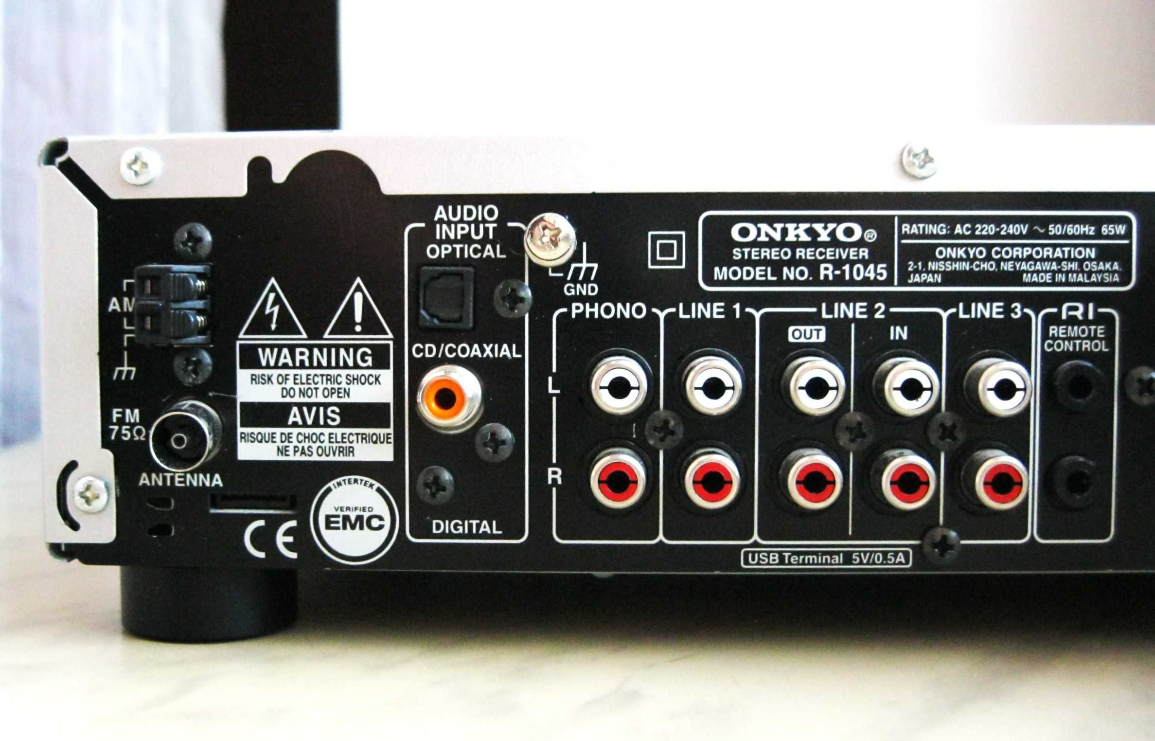 AMPL ONKYO 2x70W/USB/Optical/Coaxial/MM/Burr-Brown 192kHz/24-Bit/PILOT