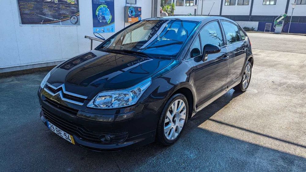 Citroen C4, 2006, 1.4 16V a gasolina, 88 cv.