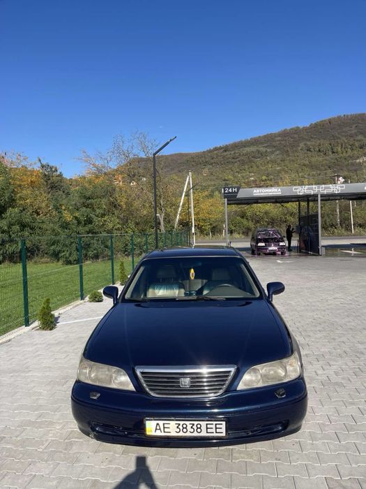 Продам Honda Legend 3,5