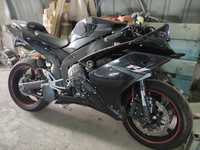 Yamaha R1 2007 salvado