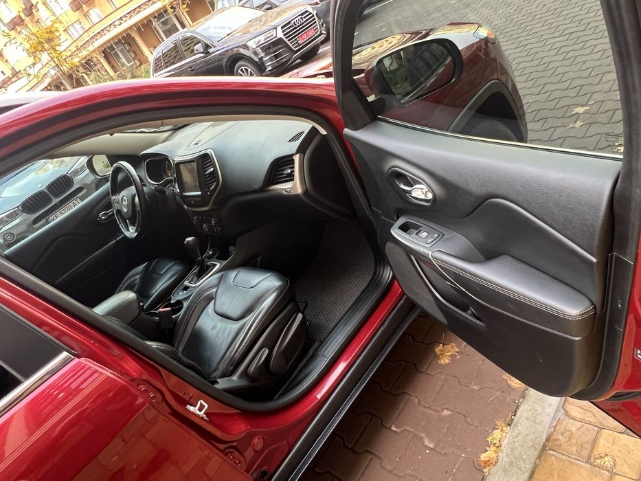 Jeep Cherokee Limited 4х4 газ/бензин Шкіра/ підігріви