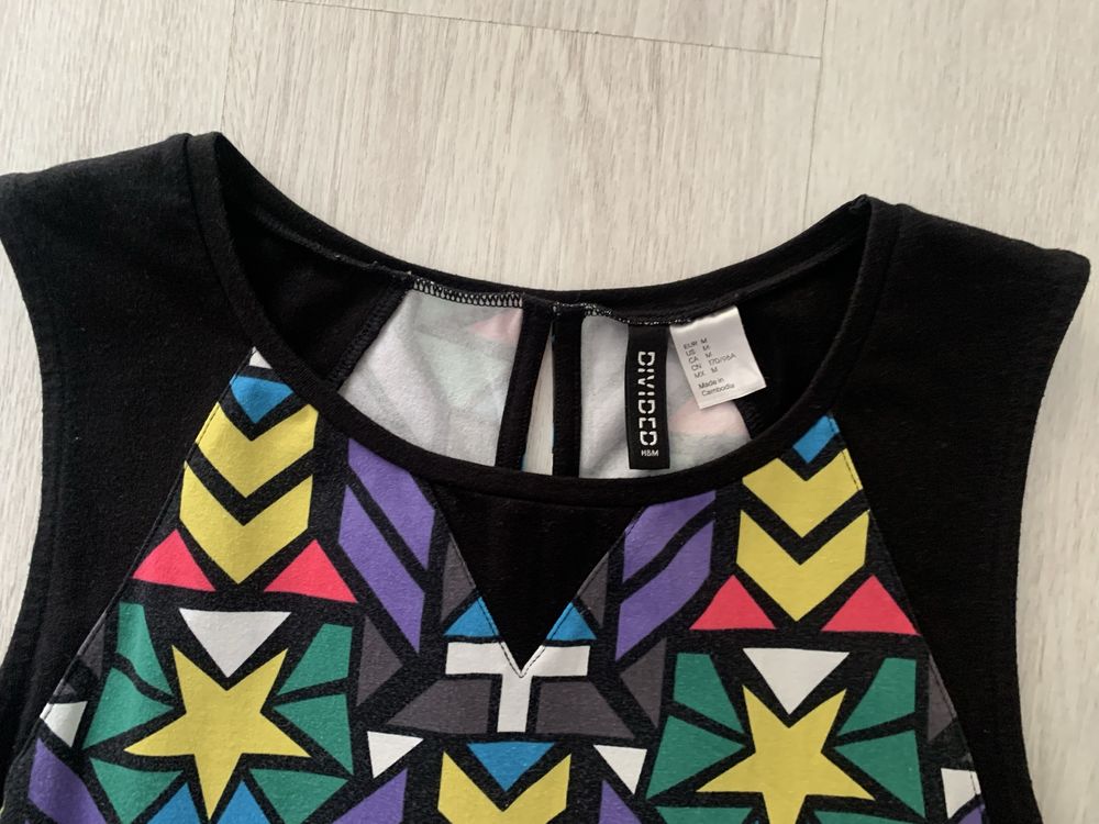 Wzorzysta kolorowa sukienka H&M