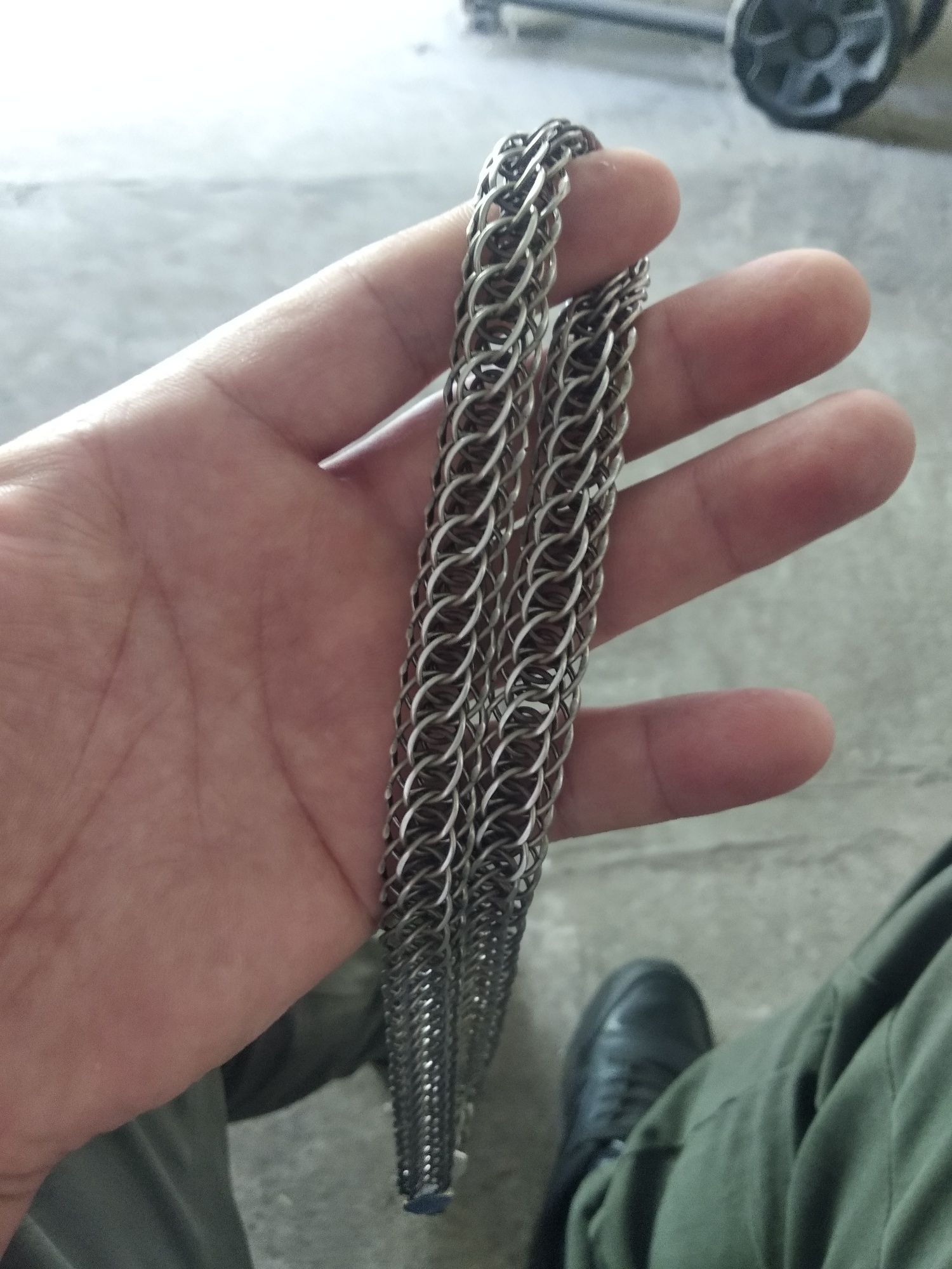 Продам цепочку серебро