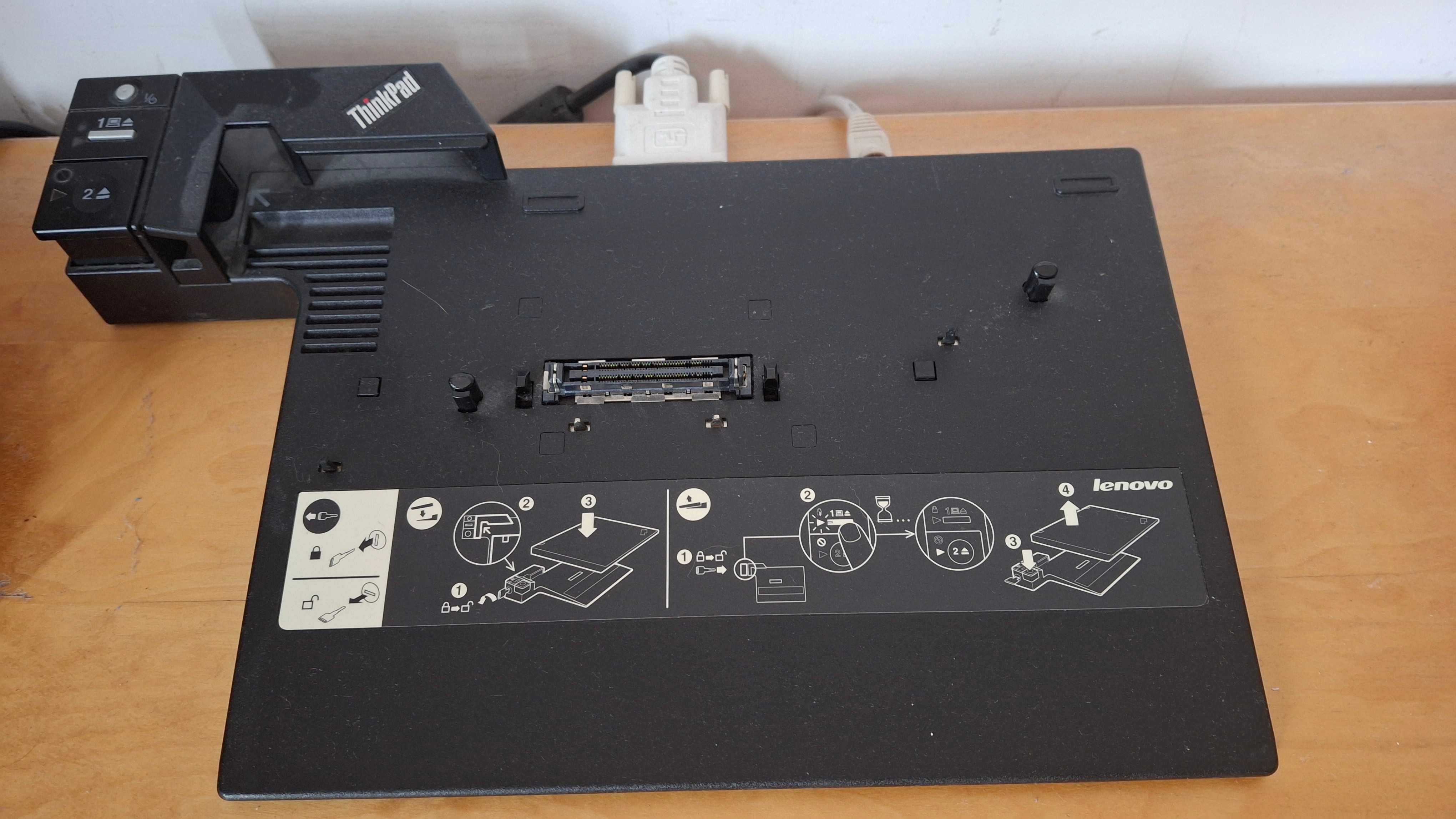 Lenovo T61 ze stacją dokującą i oryginalnym zasilaczem