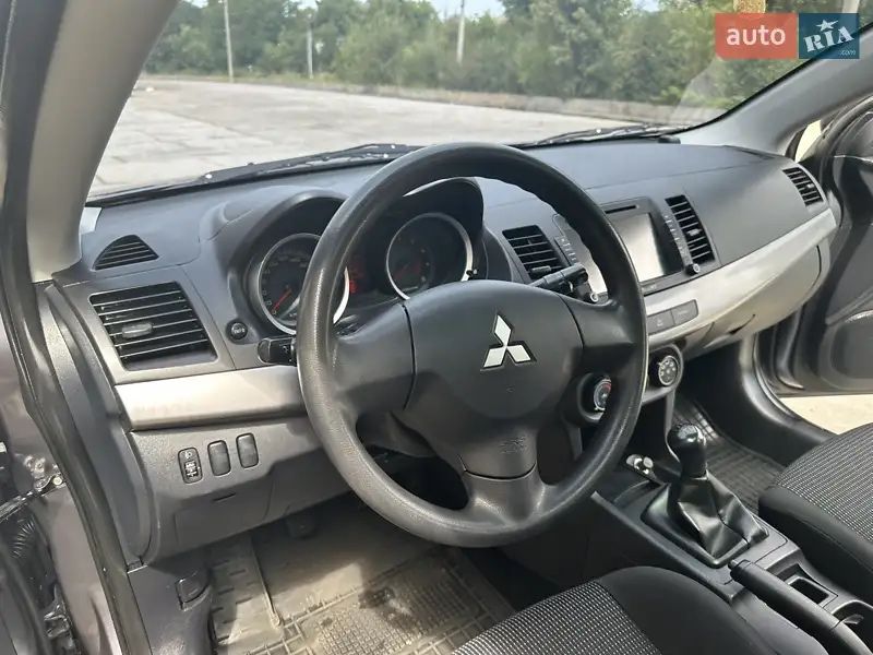 Mitsubishi Lancer X 2007 року випуску