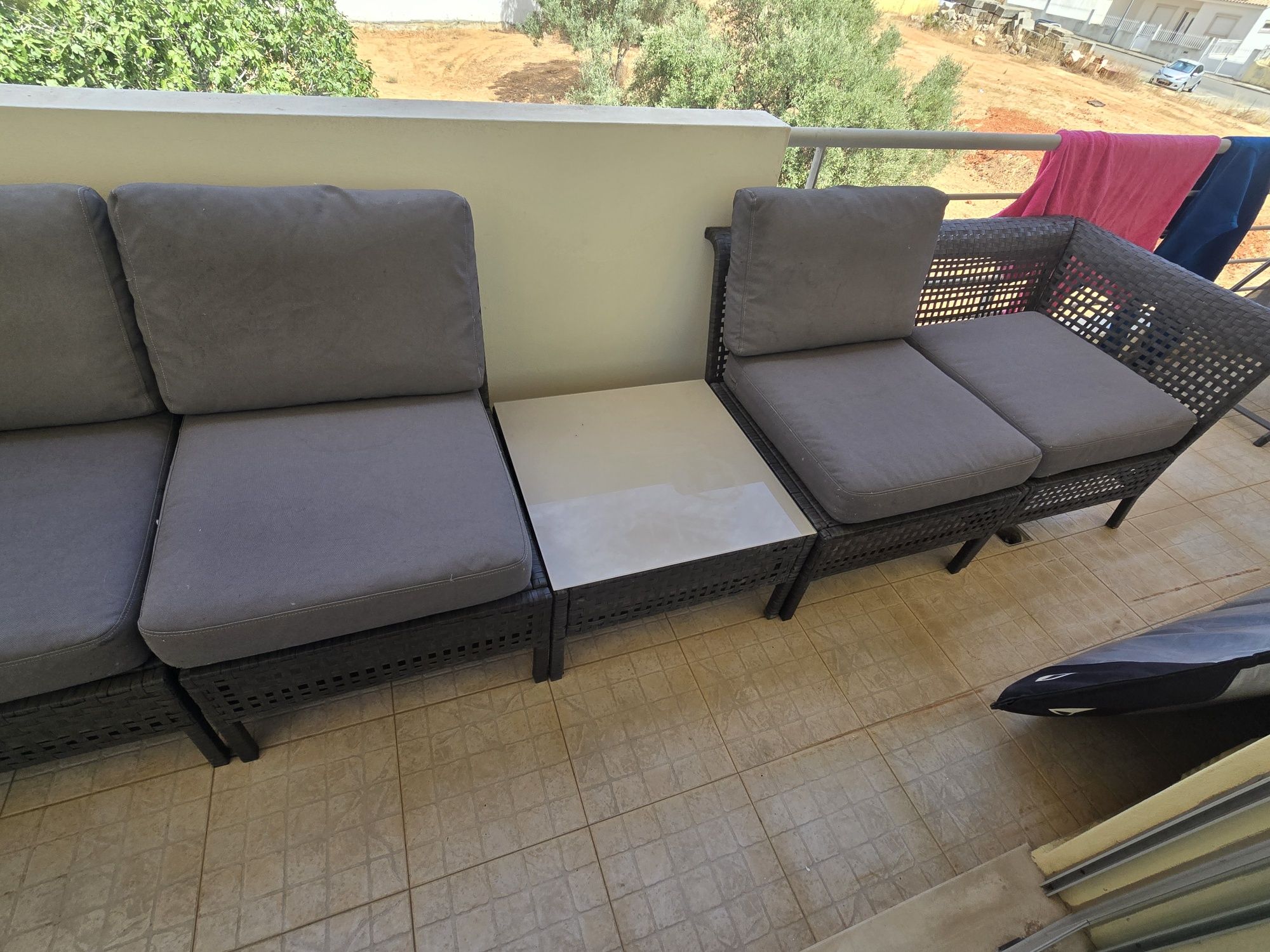Conjunto sofás exterior + mesa de centro