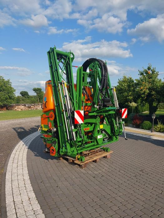 Opryskiwacz Amazone UF 1201 lance 15m rok 2009