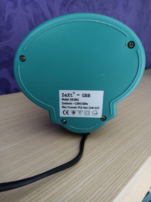 Kultowa lampa na biurko lata 80-te projekt H.T.Huang
