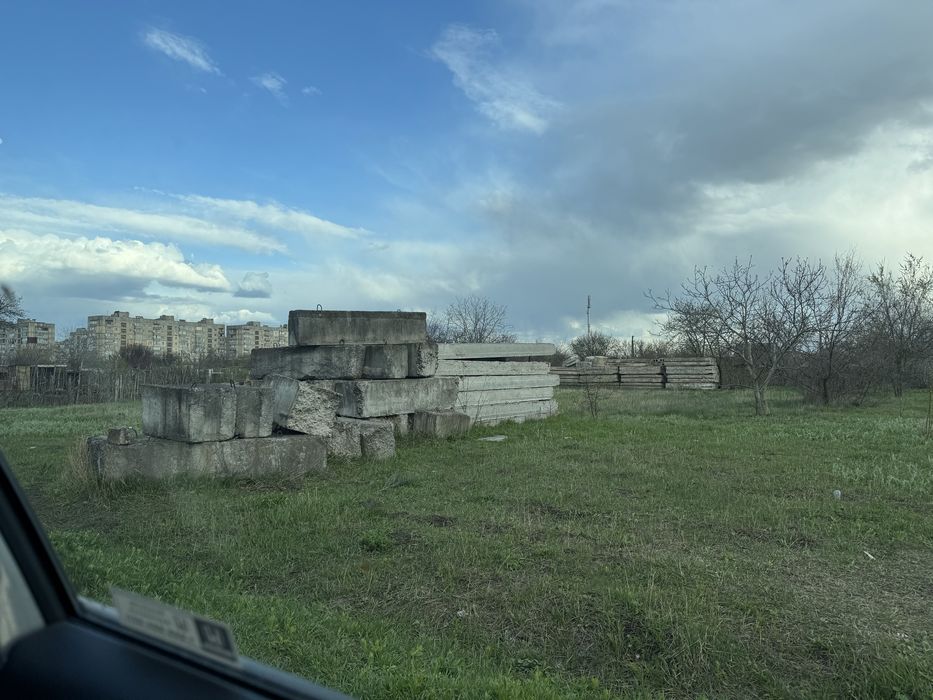 Участок для строительство гаража