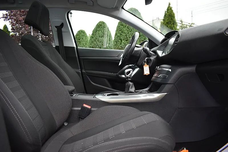 Peugeot 308 Allure! Kamera! Navi! Panorama! FULL LED! Chrom! Serwis ASO!Gwarancja!