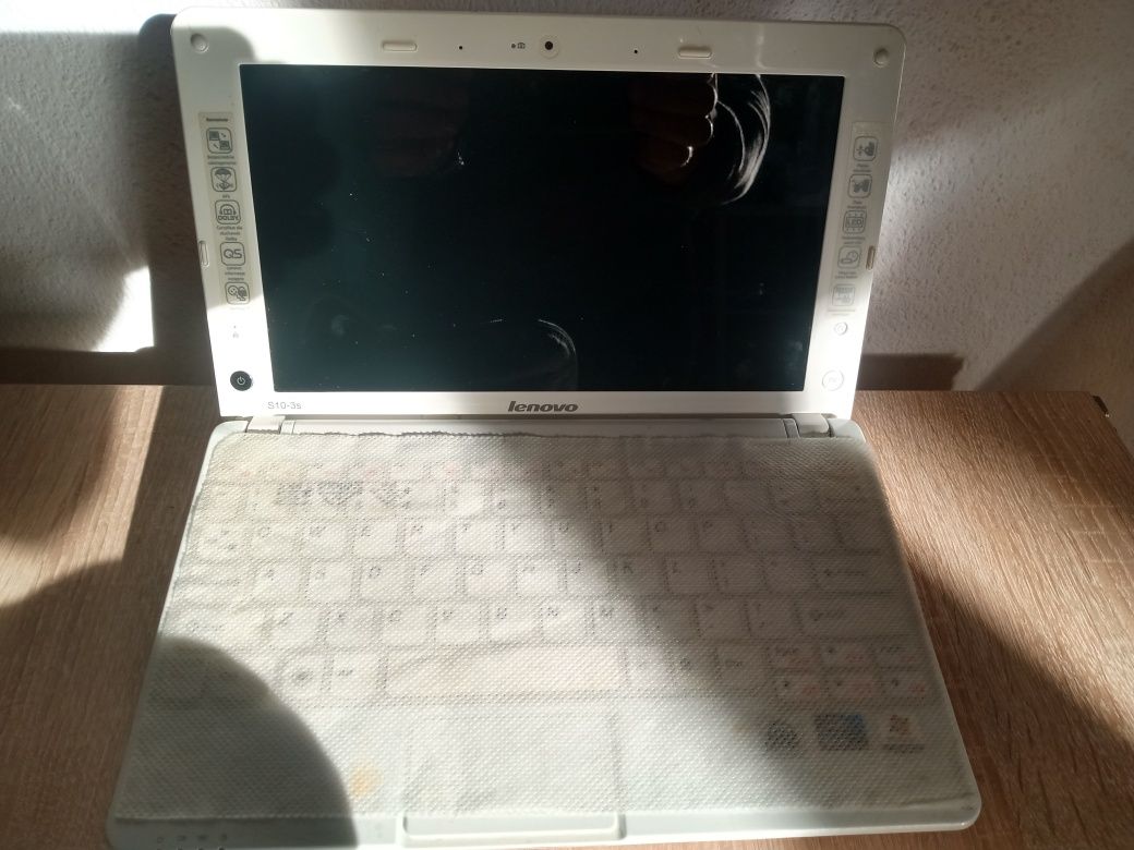 Lenovo notebook 10-3s (atom)