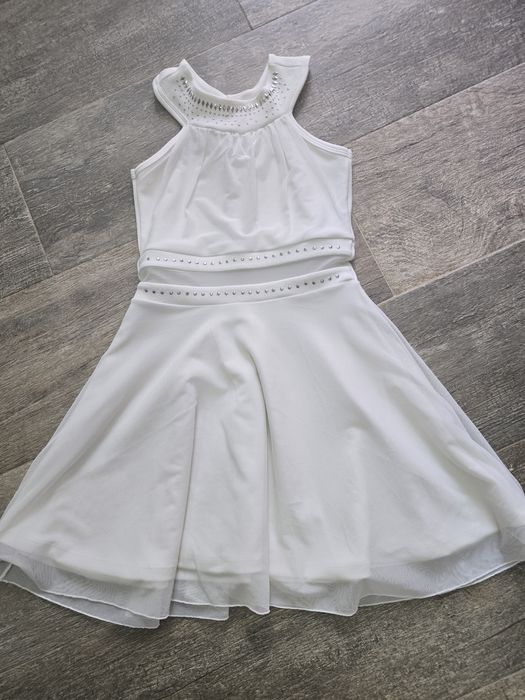 Vendo 5 vestidos  para menina