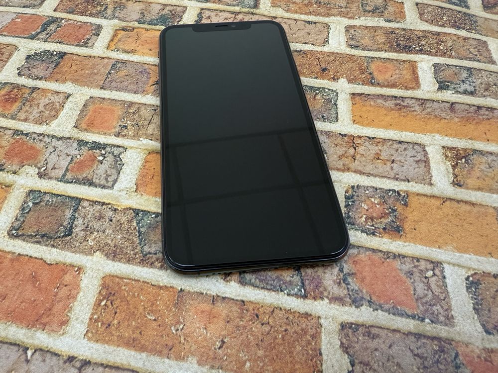 Iphone 11 Pro Max 64gb neverlock Midnight Green 240$