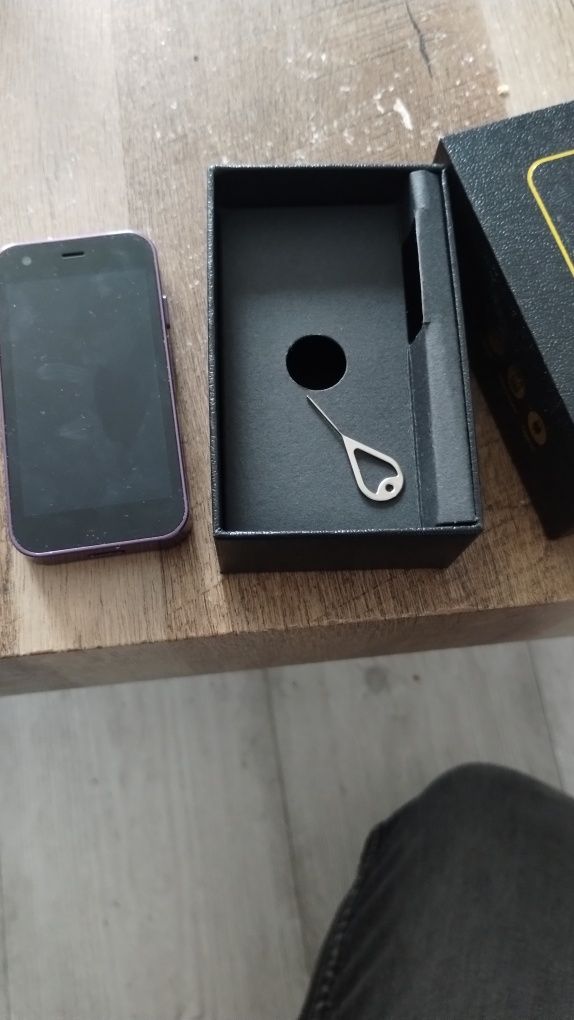 Smartfon xs-15 bardzo maly