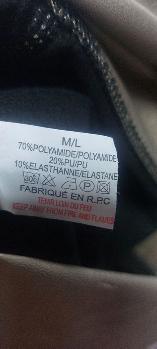 Damskie spodnie złote z ecoskóry