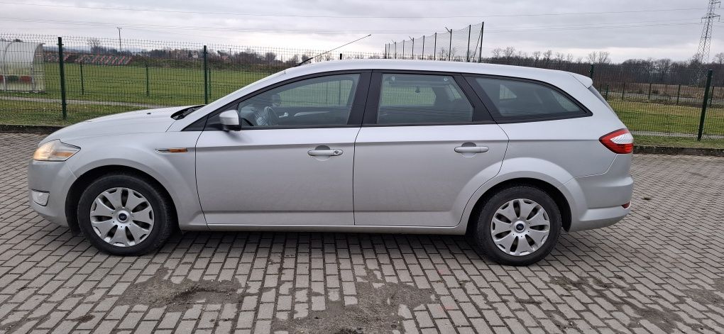 Ford Mondeo kombi MK4 2.0 TDI 140km 2010 r.