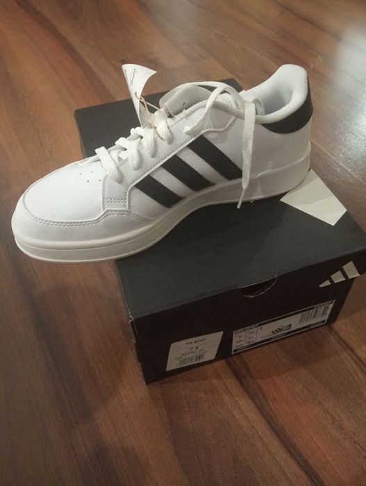 Кросівки Адідас оригінал 41.5-26,5 см та 49 розмір,32.5 см