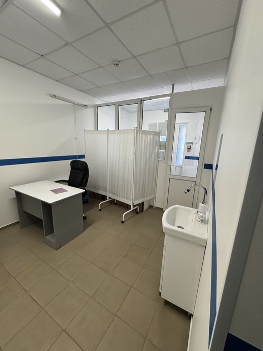 Оренда Медичний заклад Площа 250 кв.м 12 кабінетів