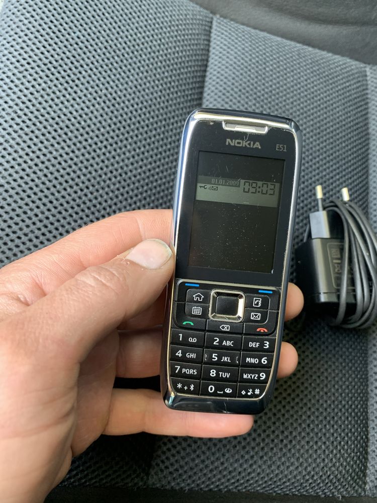 Nokia Е51 смартфон