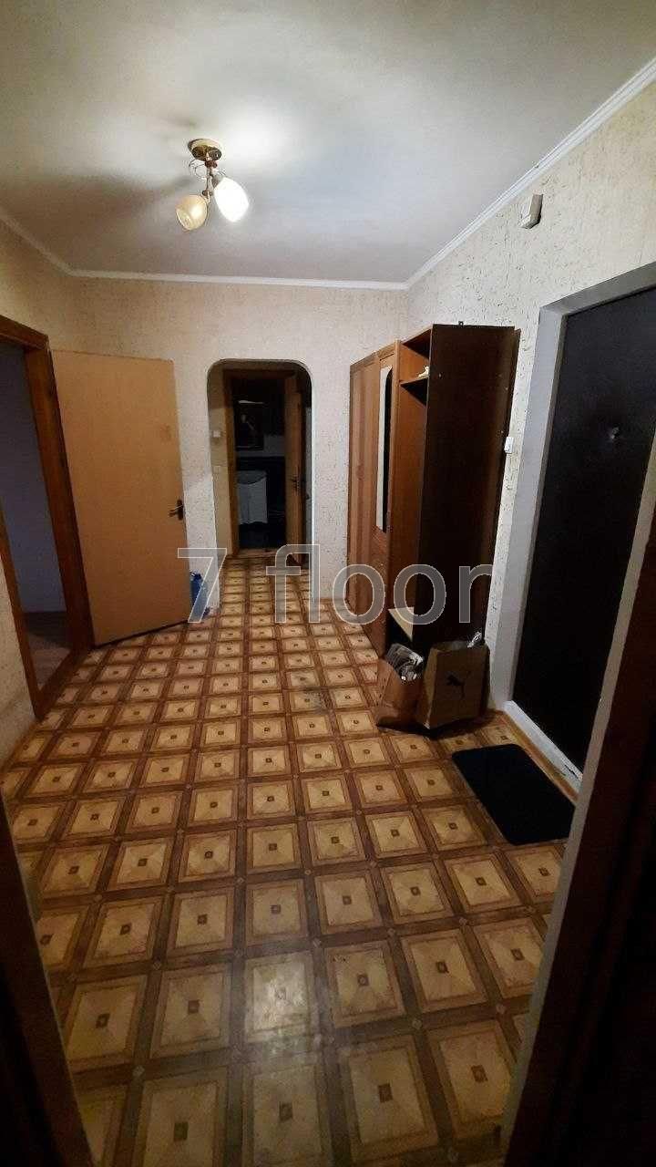 2 к Рейгана Драйзера Бальзака Лаврухшна Радунська Троєщина