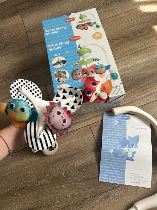 Мобіль ( з музикою на батарейках)