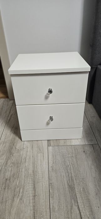 Szafki. Nocne pod lampki