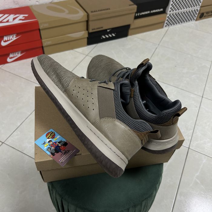 Чоловічі кросівки Skechers Delson сітка шкіра 48 р хакі легкі бу спорт