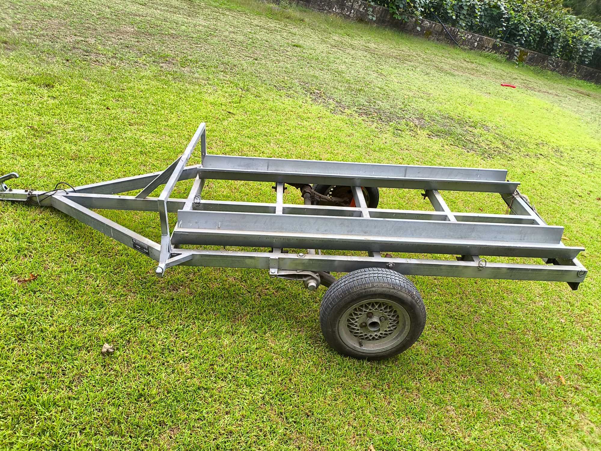 Reboque para motociclos