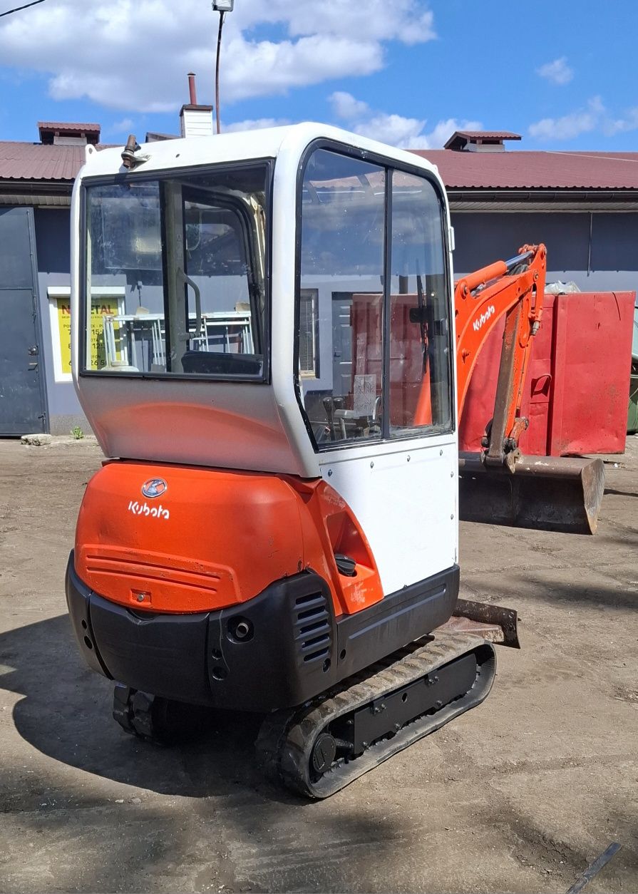 Minikoparka kubota kx36-3  08r brutto   transport