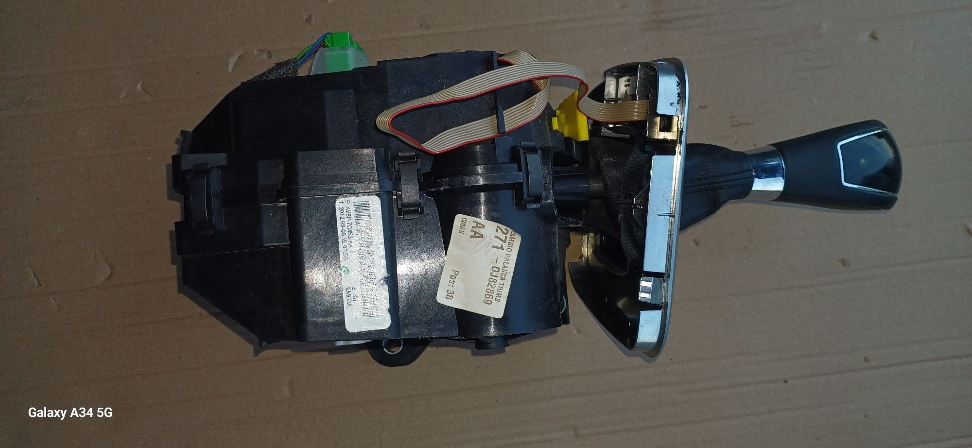 Lewarek zmiany biegów wybierak gałka automat ford c-max mk2 13r