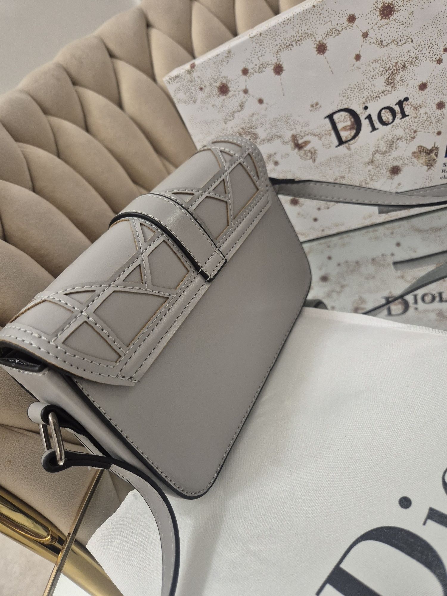Torebka christian dior szara z pudełkiem komplet na pasku