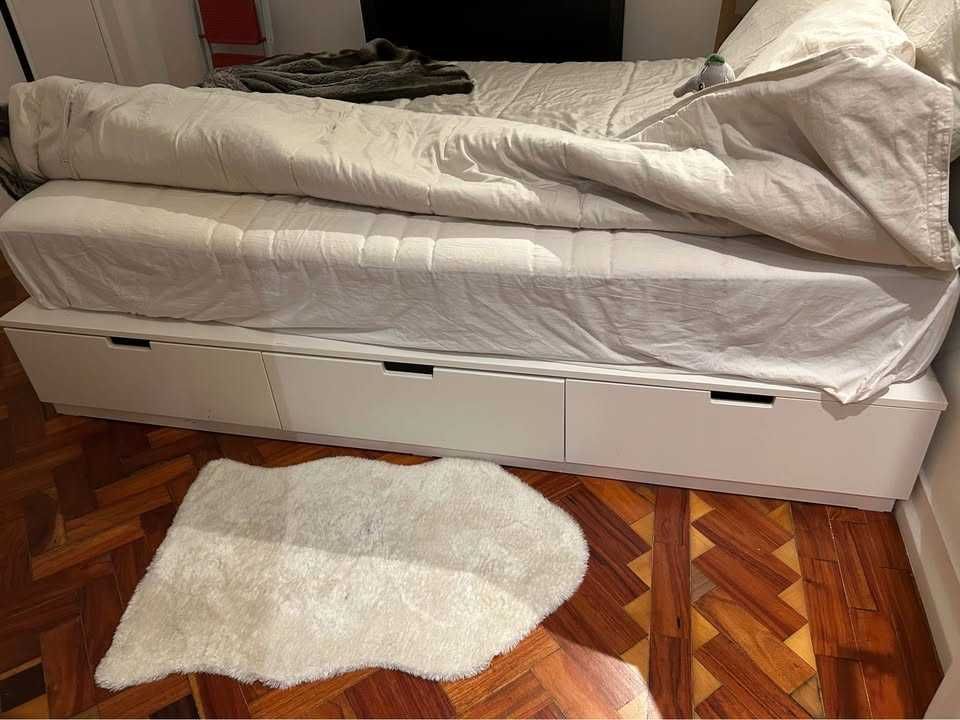 Cama de Casal e Colchão