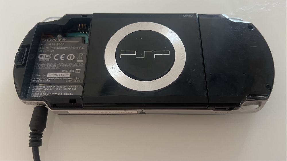 PSP 2003 Slim & Lite (Європейська версія)
