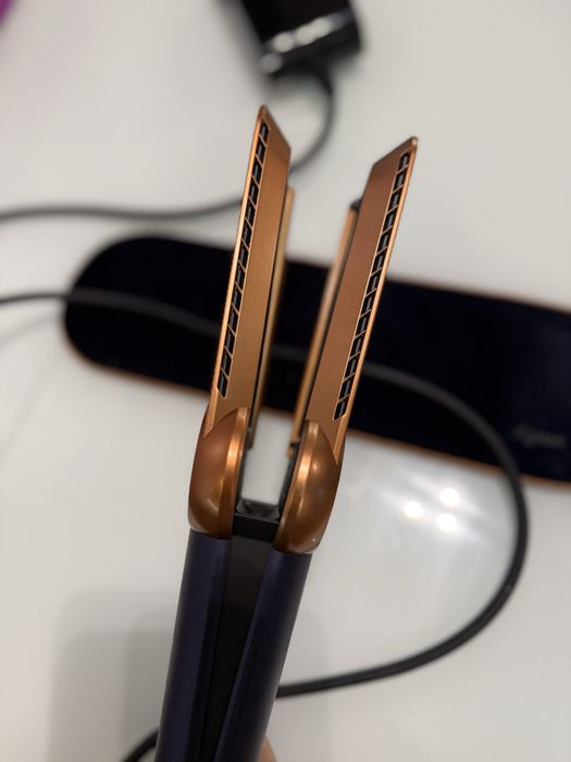 Dyson Airstrait оригінал ідеал