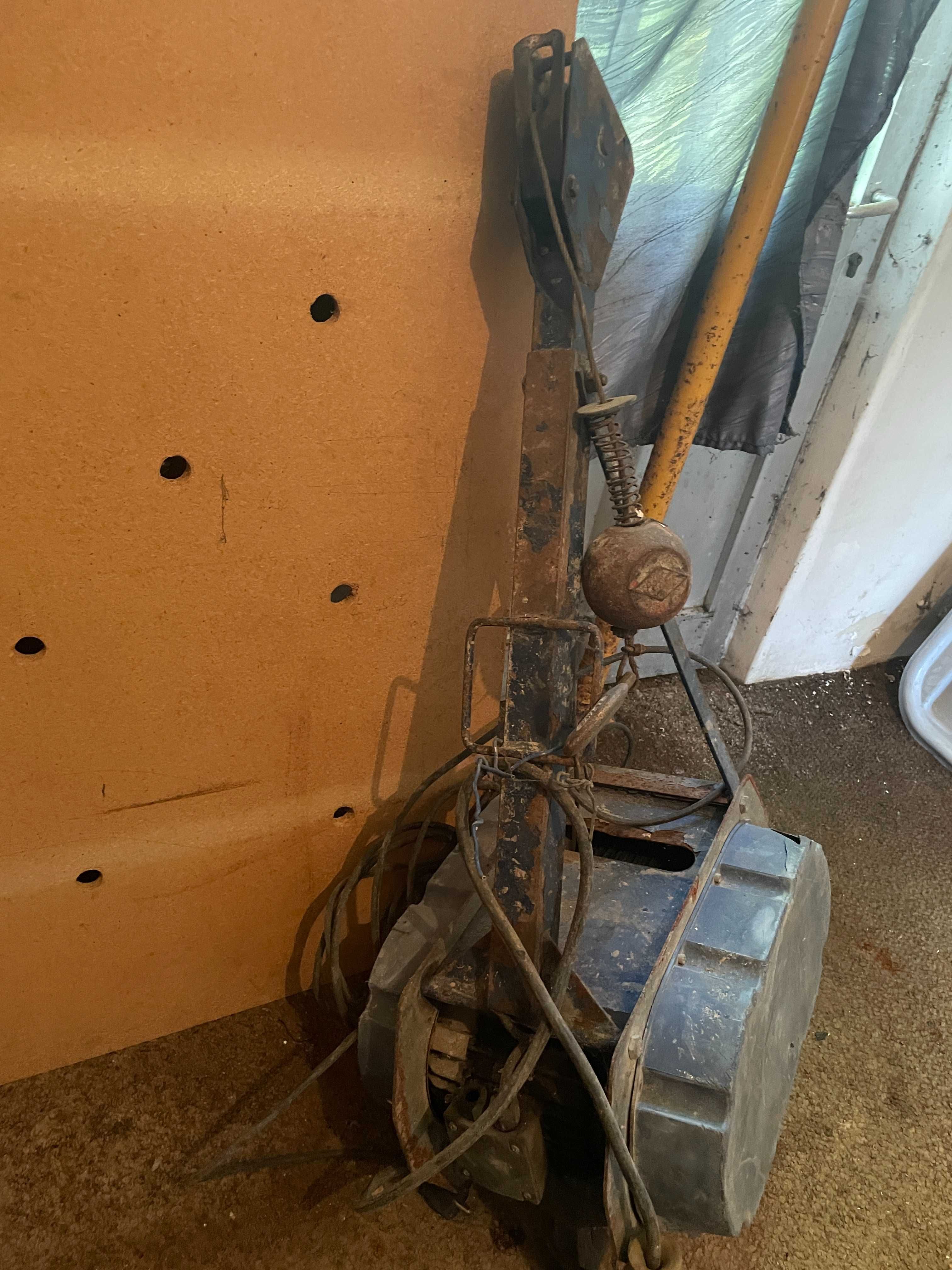 Elevador/grua/guincho 300kg max