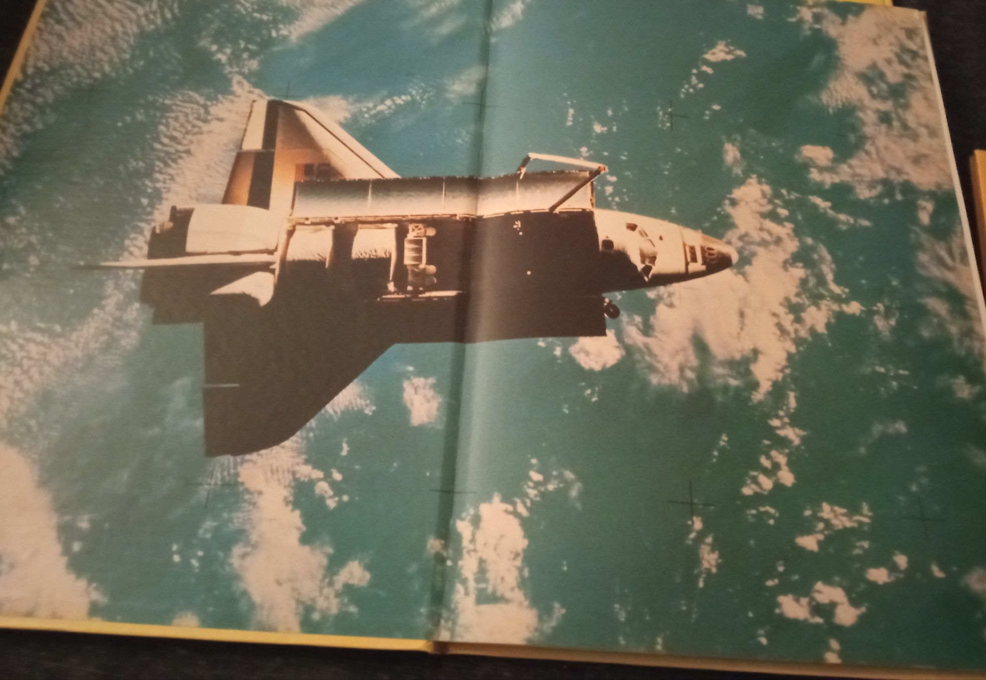 Livros Aviões de Combate Usados