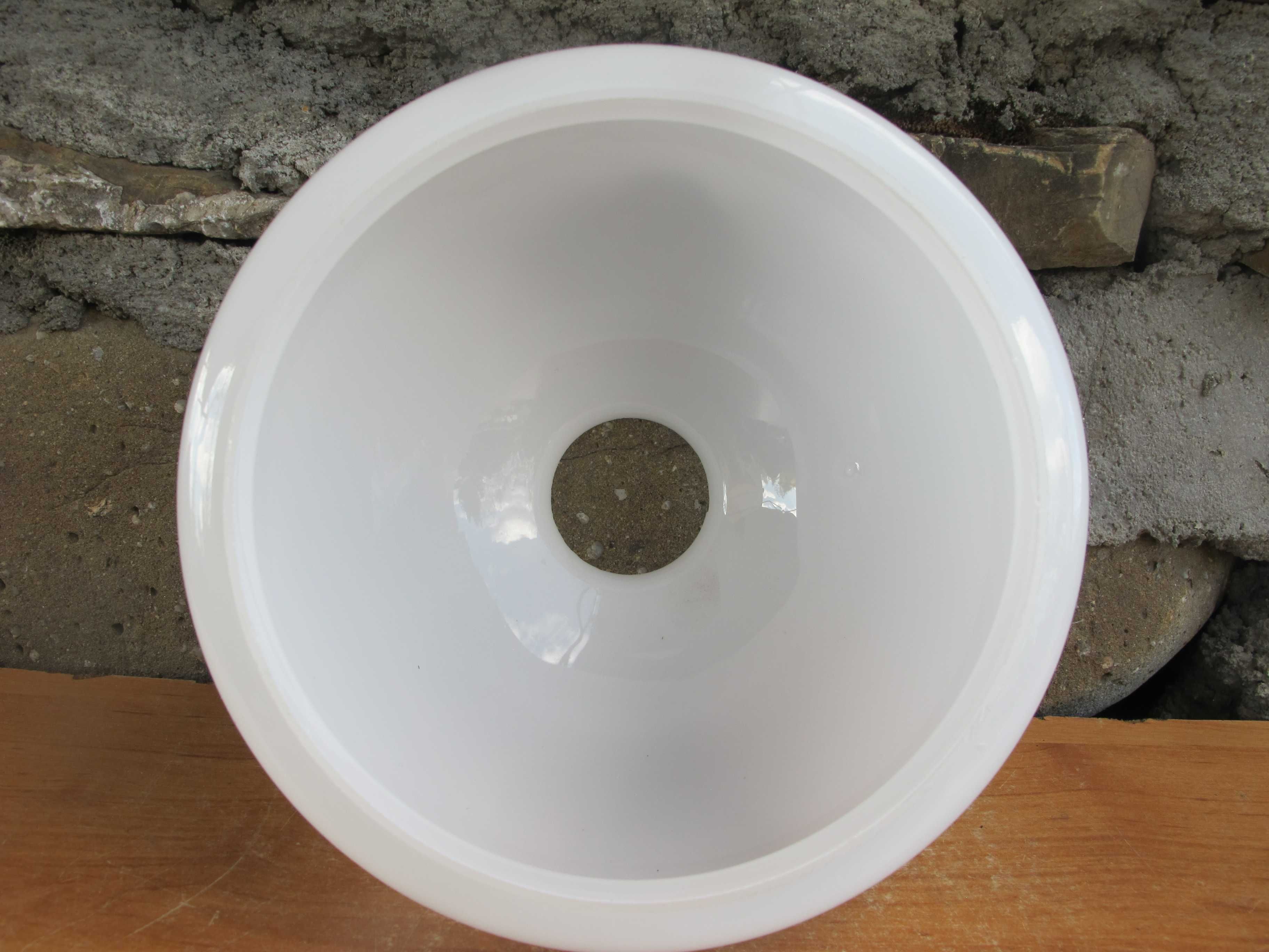 Szklany klosz_BERET_żyrando_BIAŁY POŁYSK_E 27_180 x 42 mm_