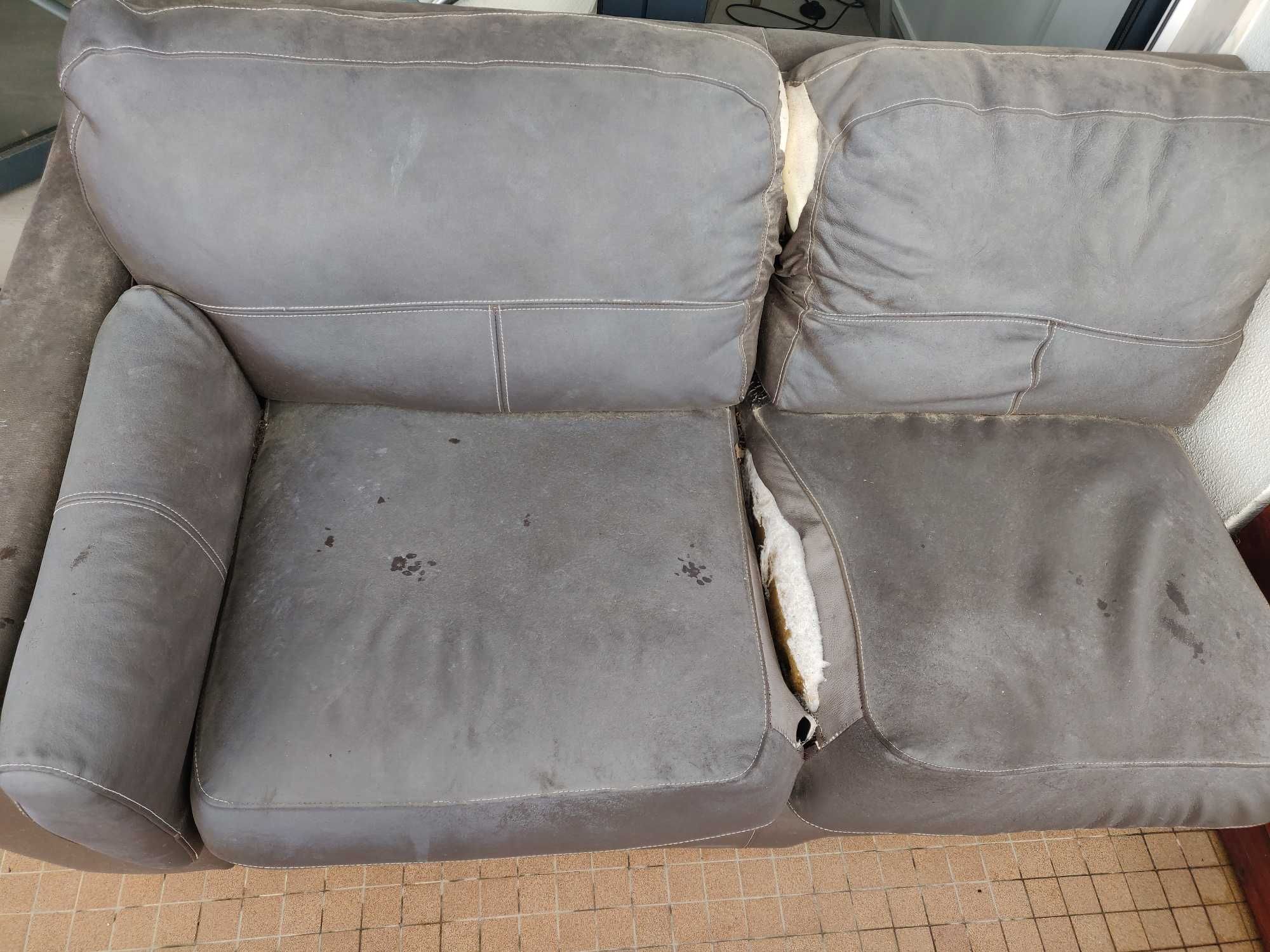 Sofá com Chaise Longue - Grátis, é só vir buscar!