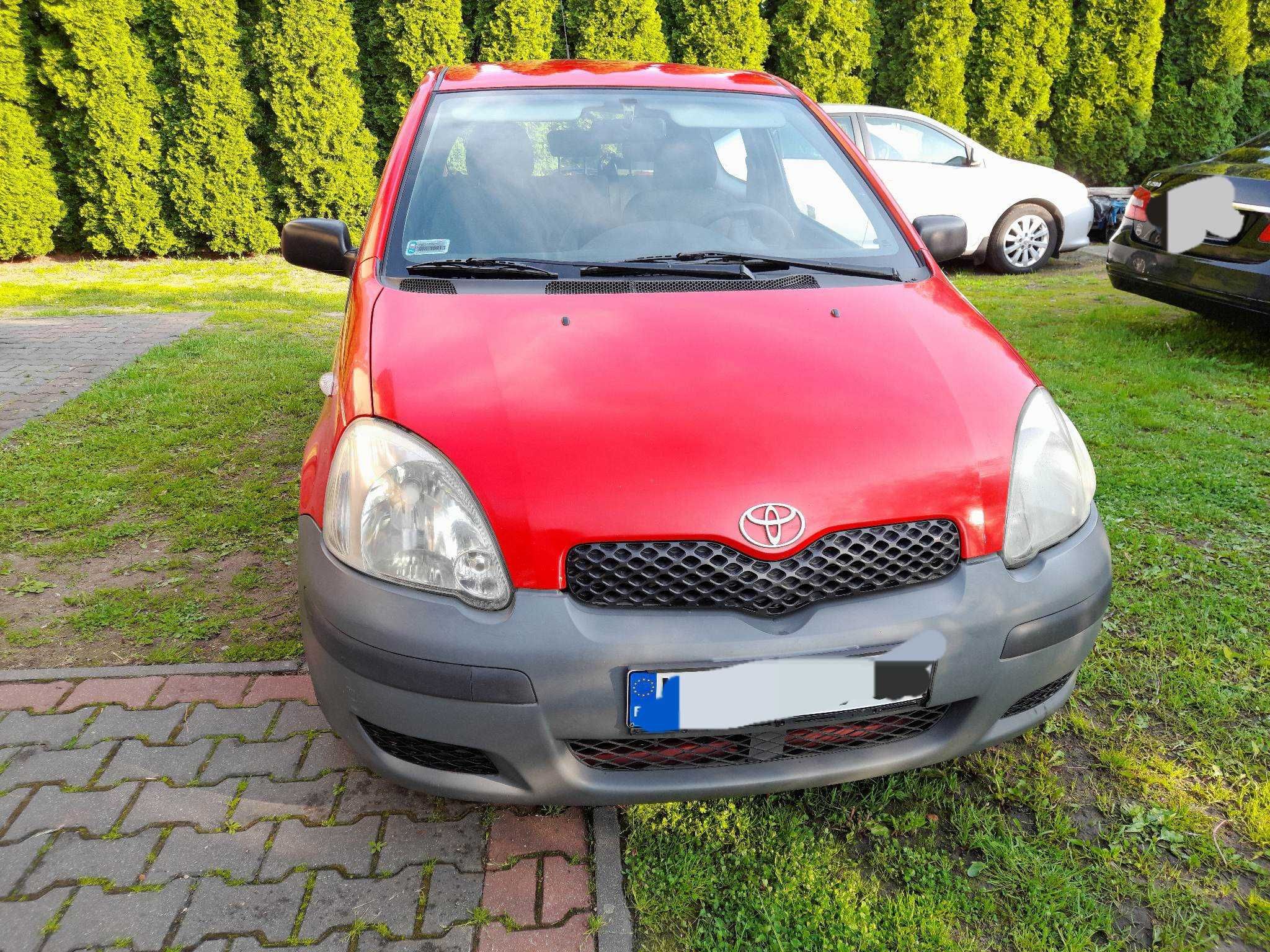 Toyota Yaris 2005 rok