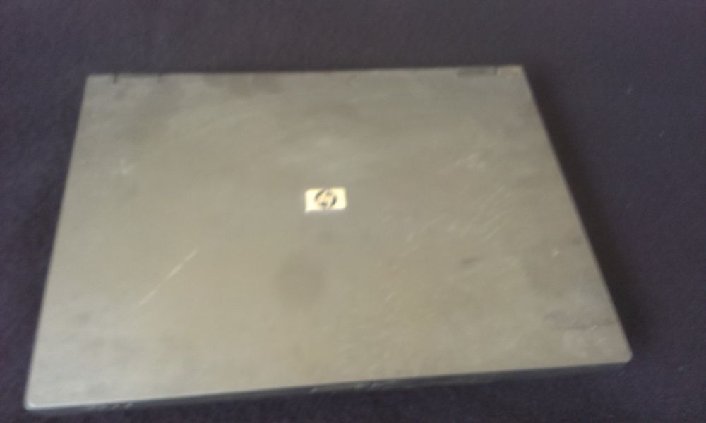 HP Compaq 6715b не робочий