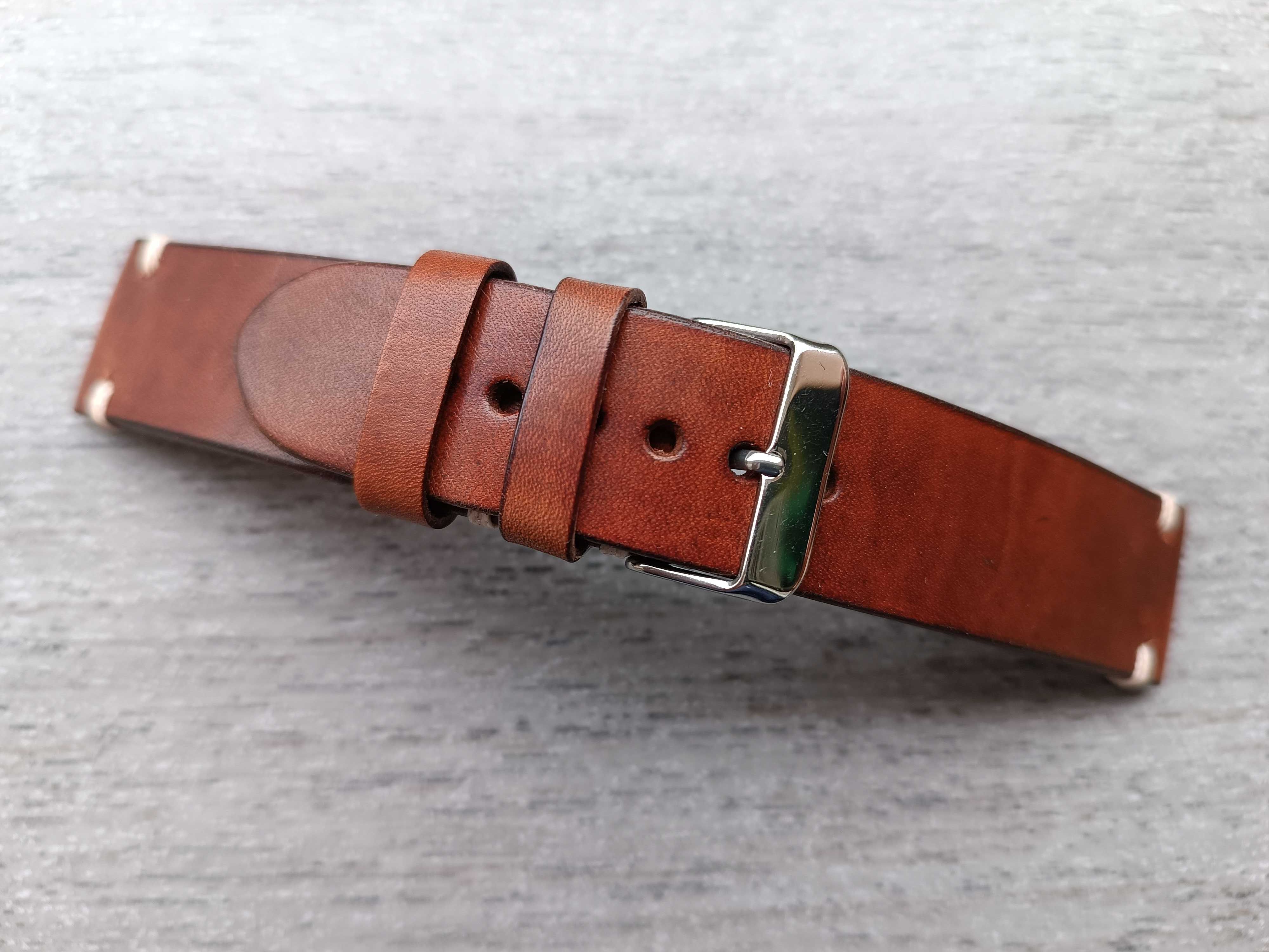 Gruby skórzany pasek zegarka 22 mm orzech laskowy