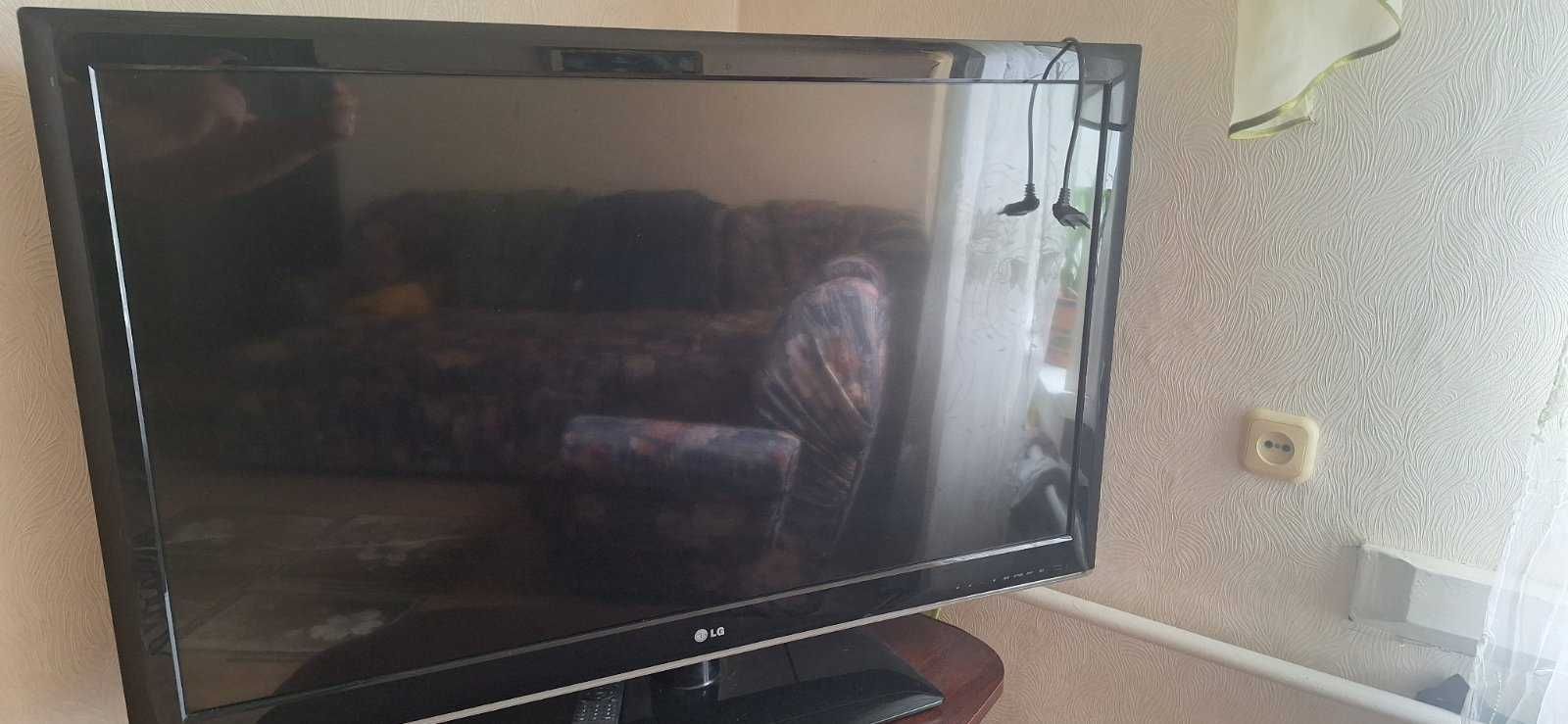 3D Телевізор LG 42LM340T 42"