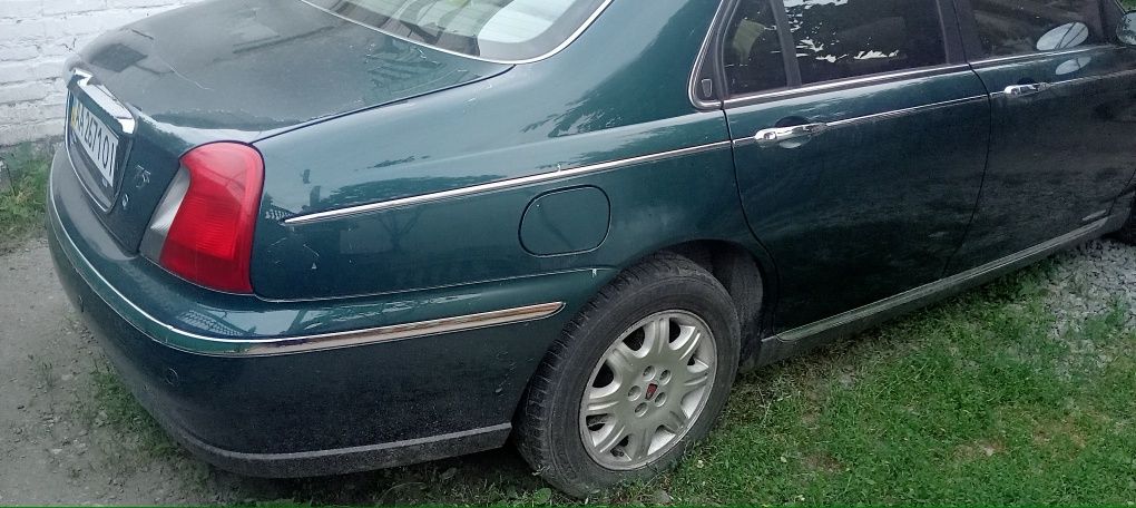 Продаю машину Rover 75