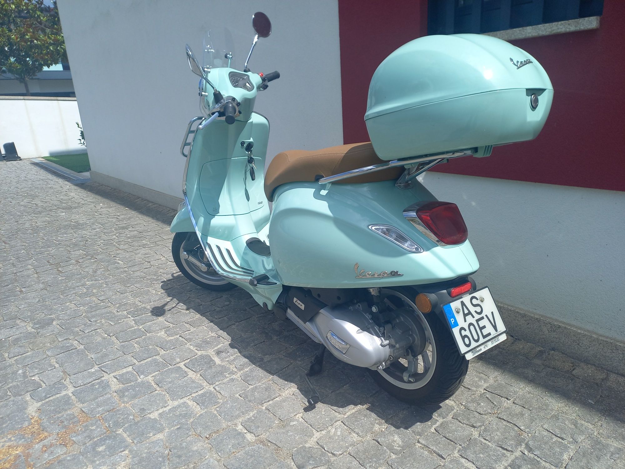 Vespa Primavera como nova