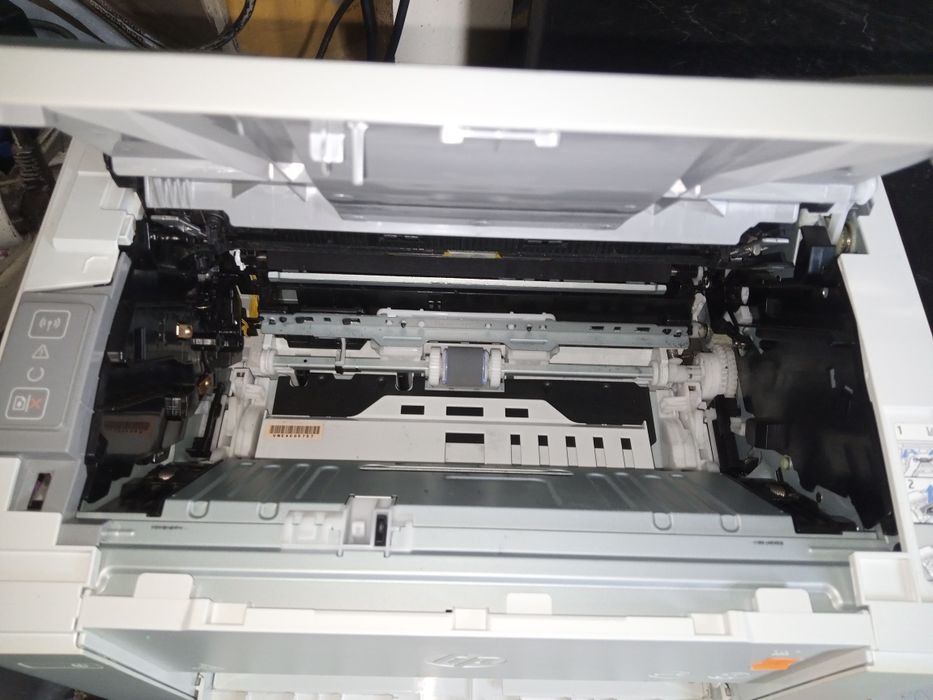 Принтер HP m 106 з Wi-fi