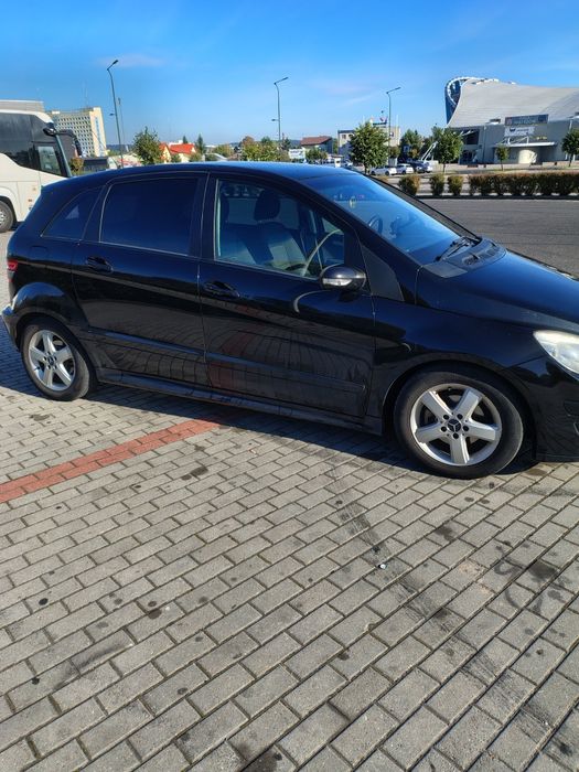 Mercedes Benz B  1.7 LPG , długie opłaty, opony zimowe, zamiana.