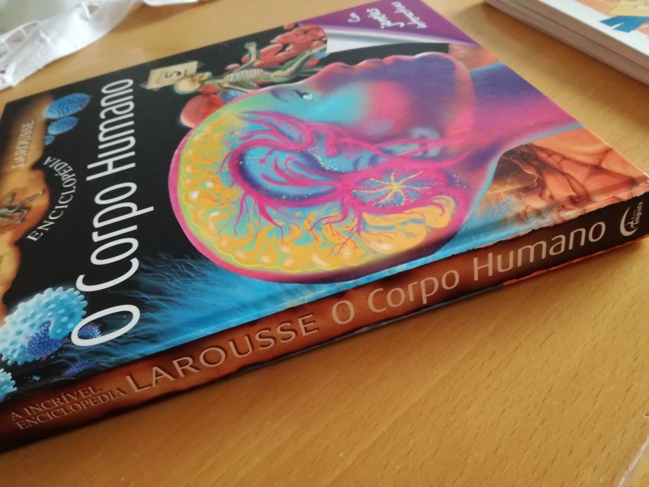 Livro didático infanto-juvenil "O Corpo Humano"